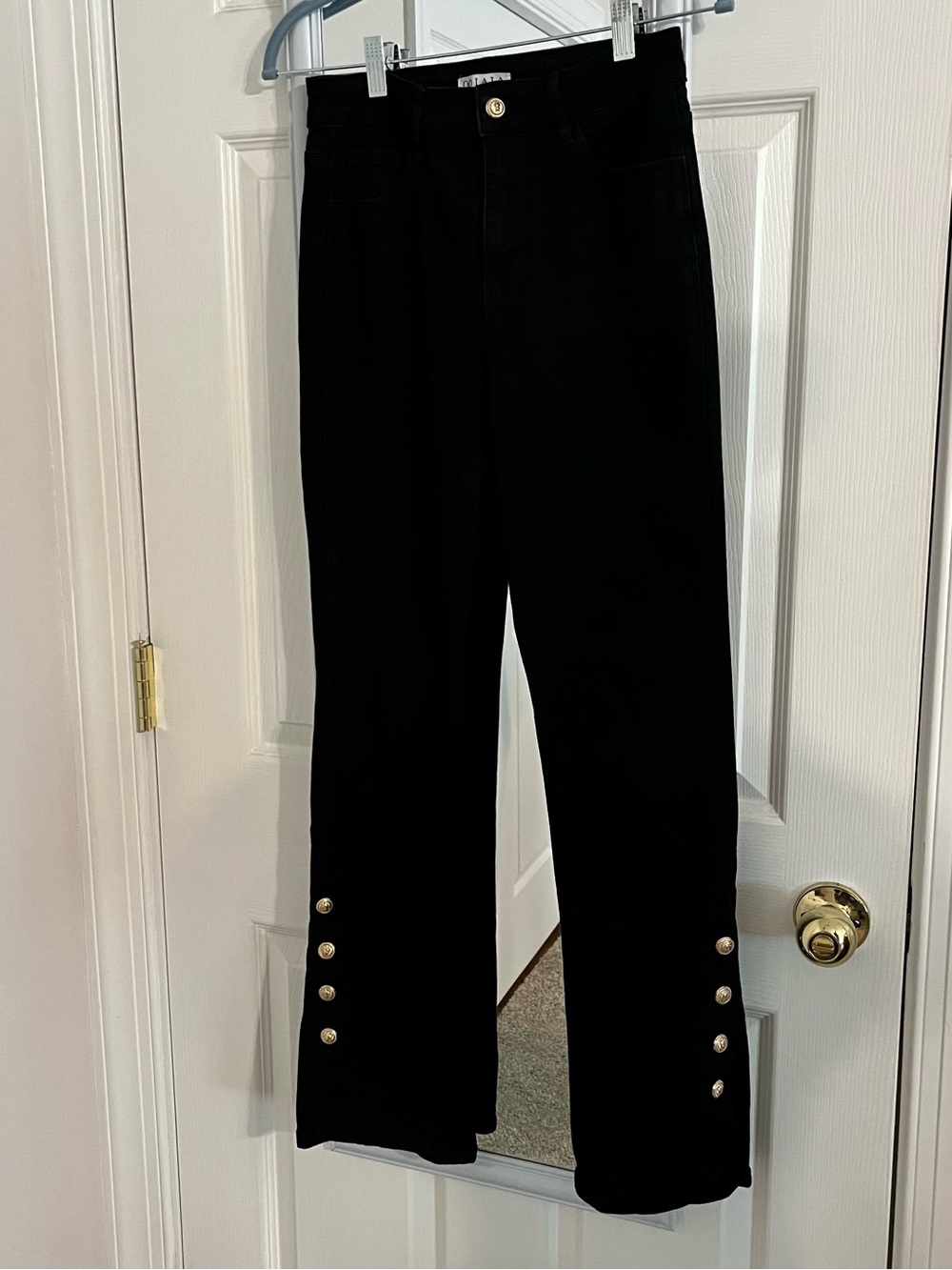 Ooh la la Classic Black Straight-Leg Jeans Women's size XS